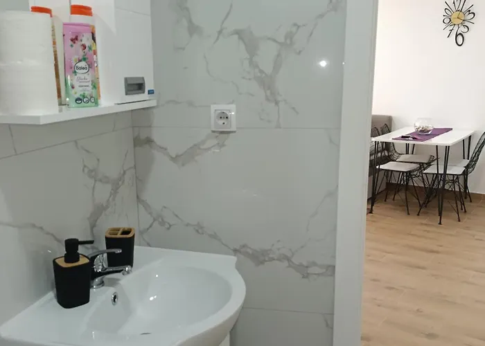 Sara S Veliko Gradište