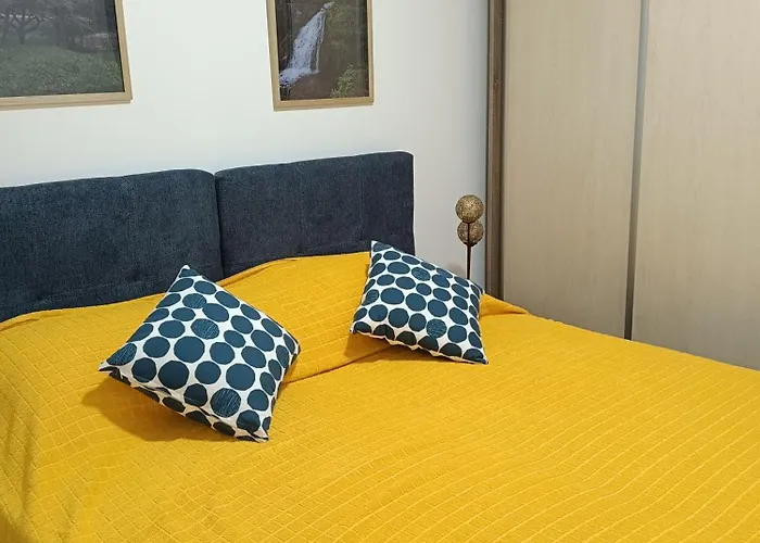 Sara S Veliko Gradište